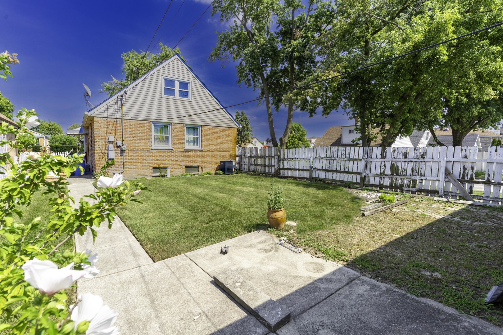 6158 S Normandy Avenue Property Photo 17