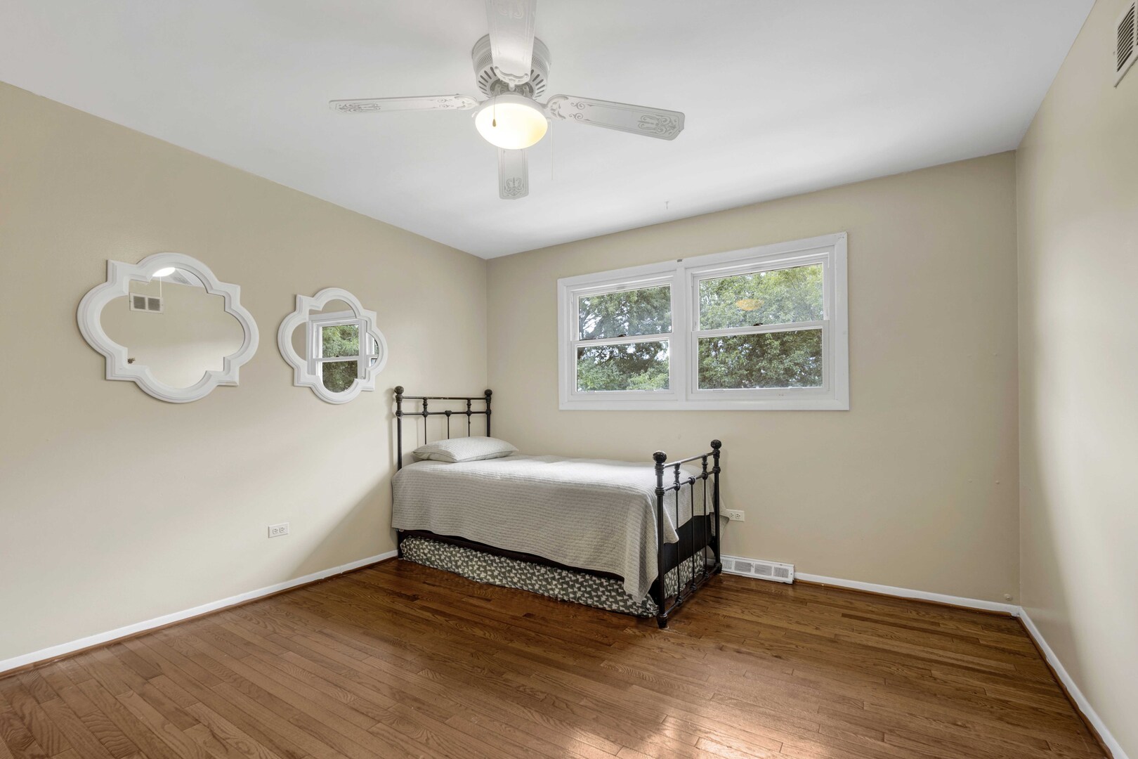 8823 Prestwick Lane Property Photo 13