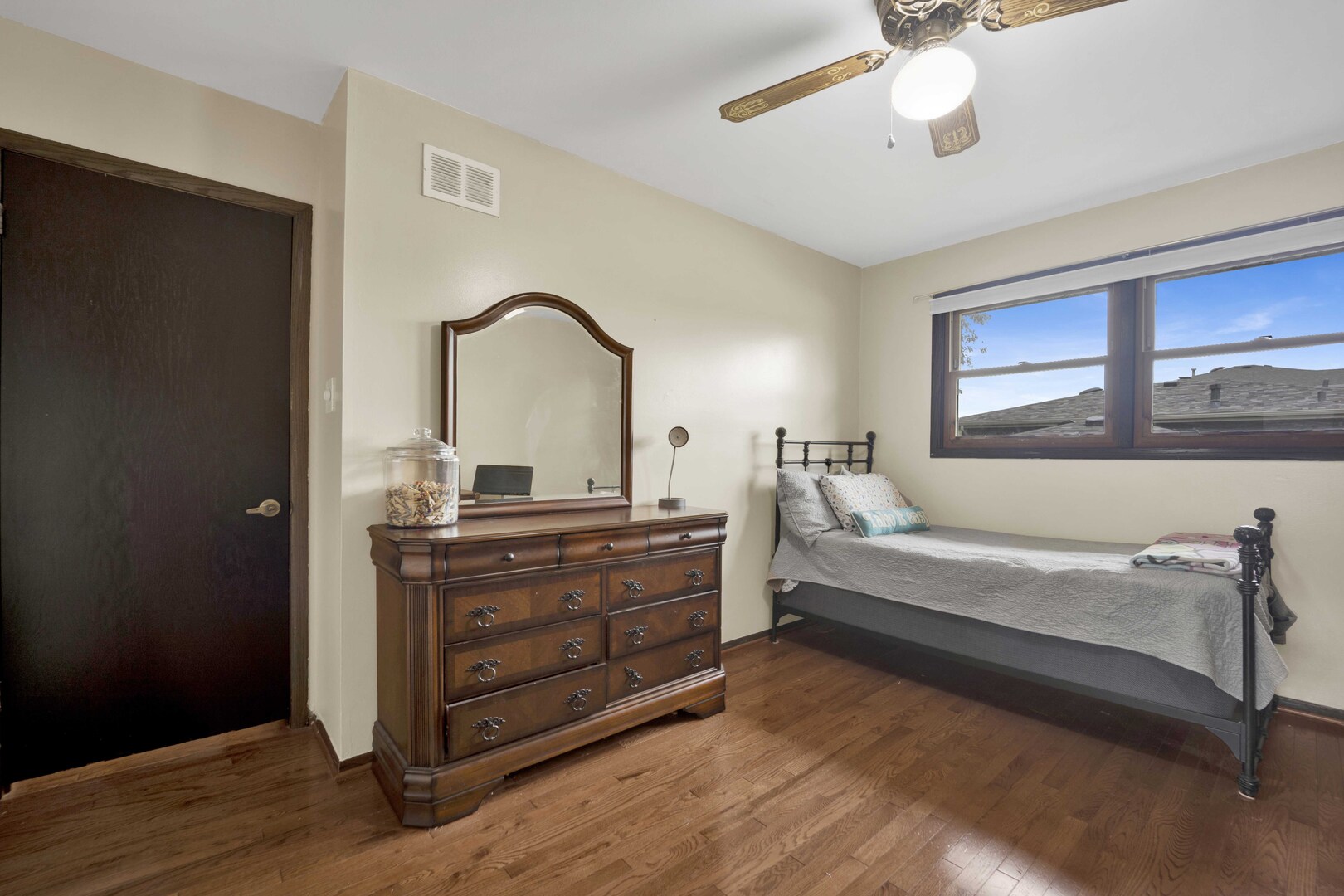 8823 Prestwick Lane Property Photo 18