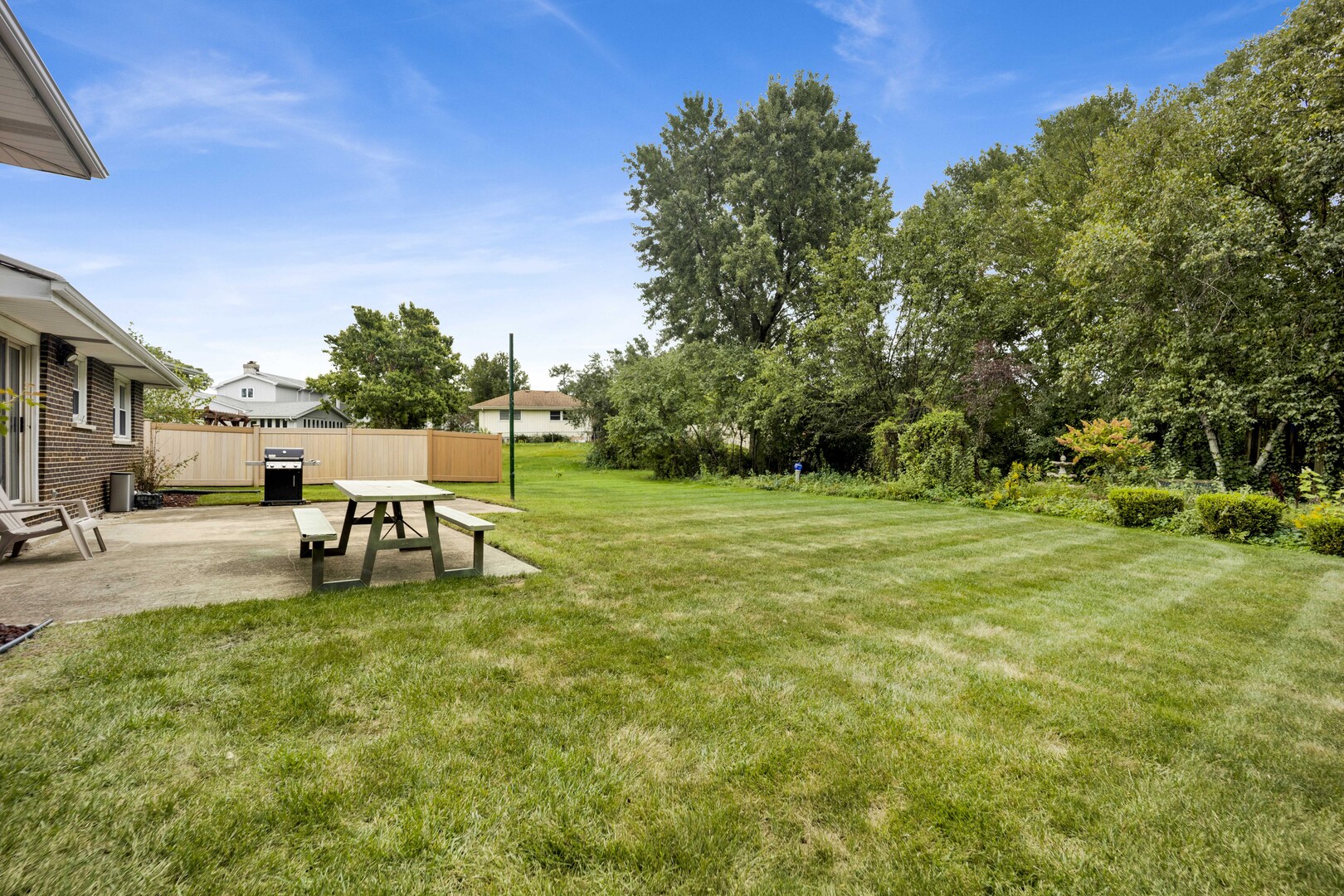 8823 Prestwick Lane Property Photo 34
