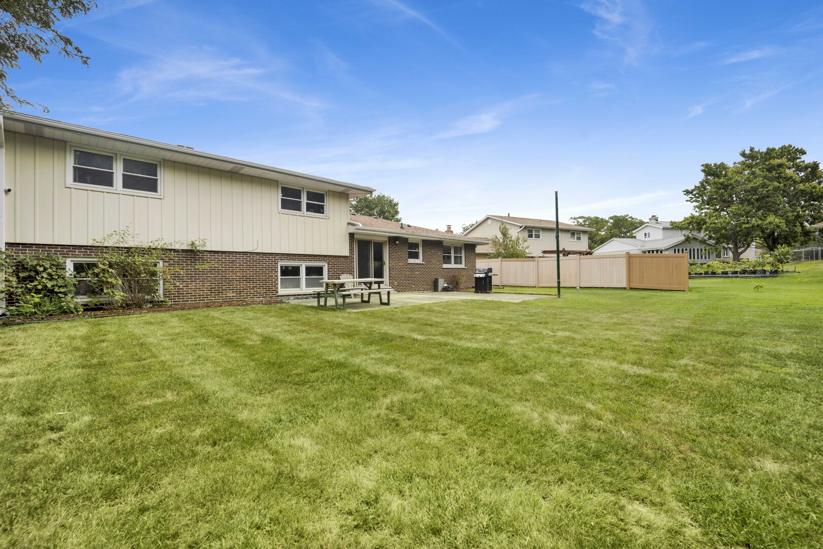 8823 Prestwick Lane Property Photo 35