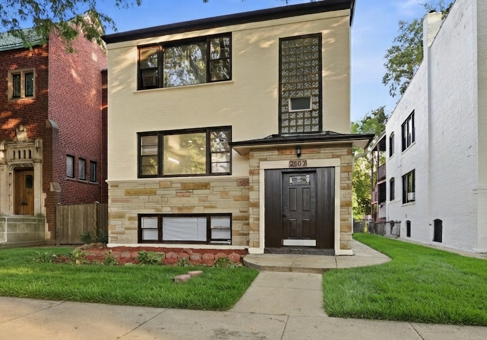 2507 W Coyle Avenue Property Photo 1