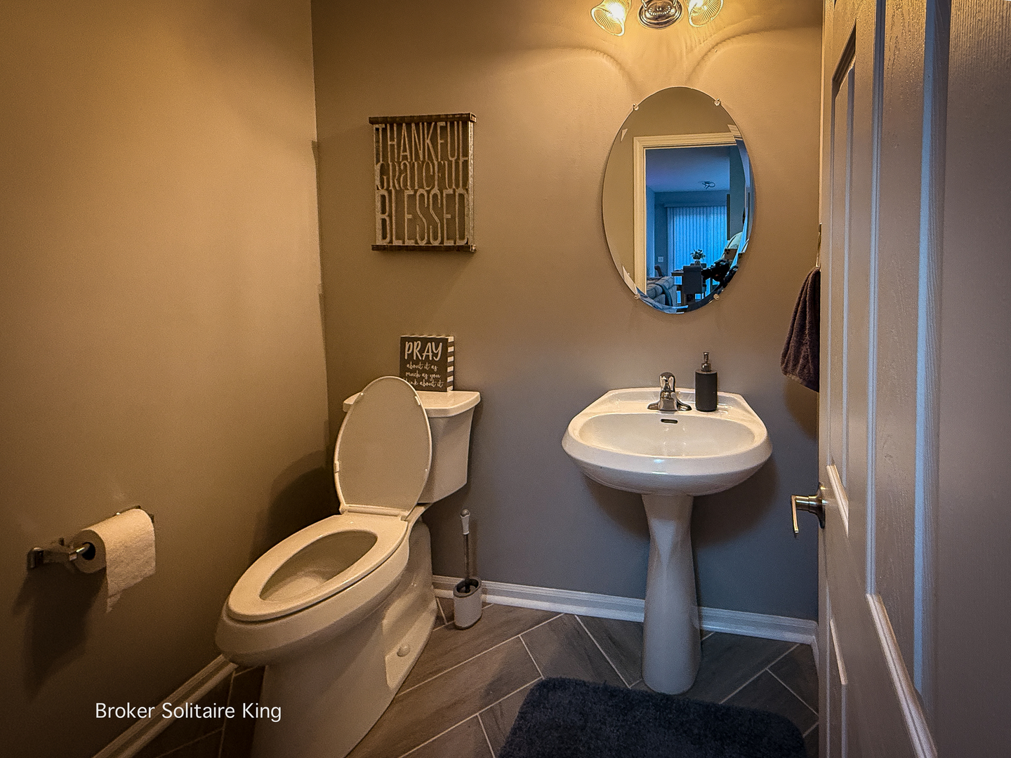 12707770 Property Photo 16