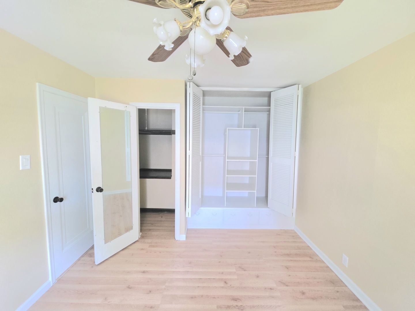 1312 Richmond Street Property Photo 7