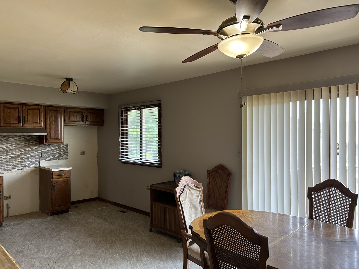 20148 Cypress Avenue Property Photo 7