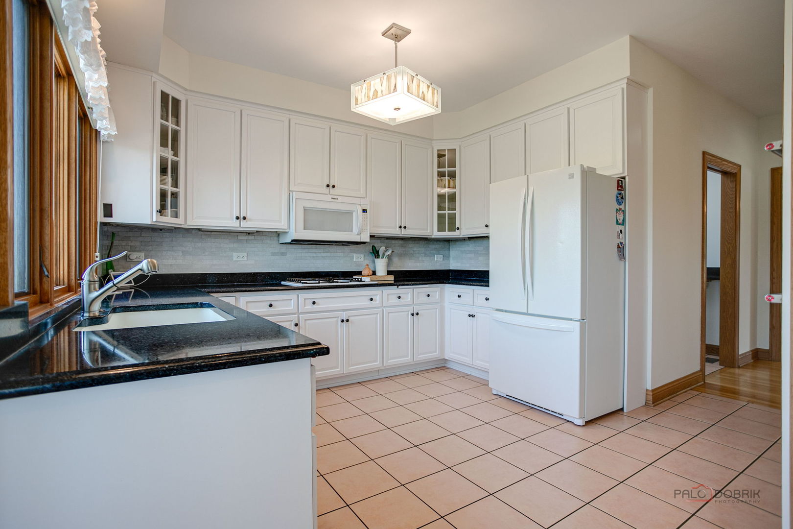 1400 Eagle Ridge Drive Property Photo 7