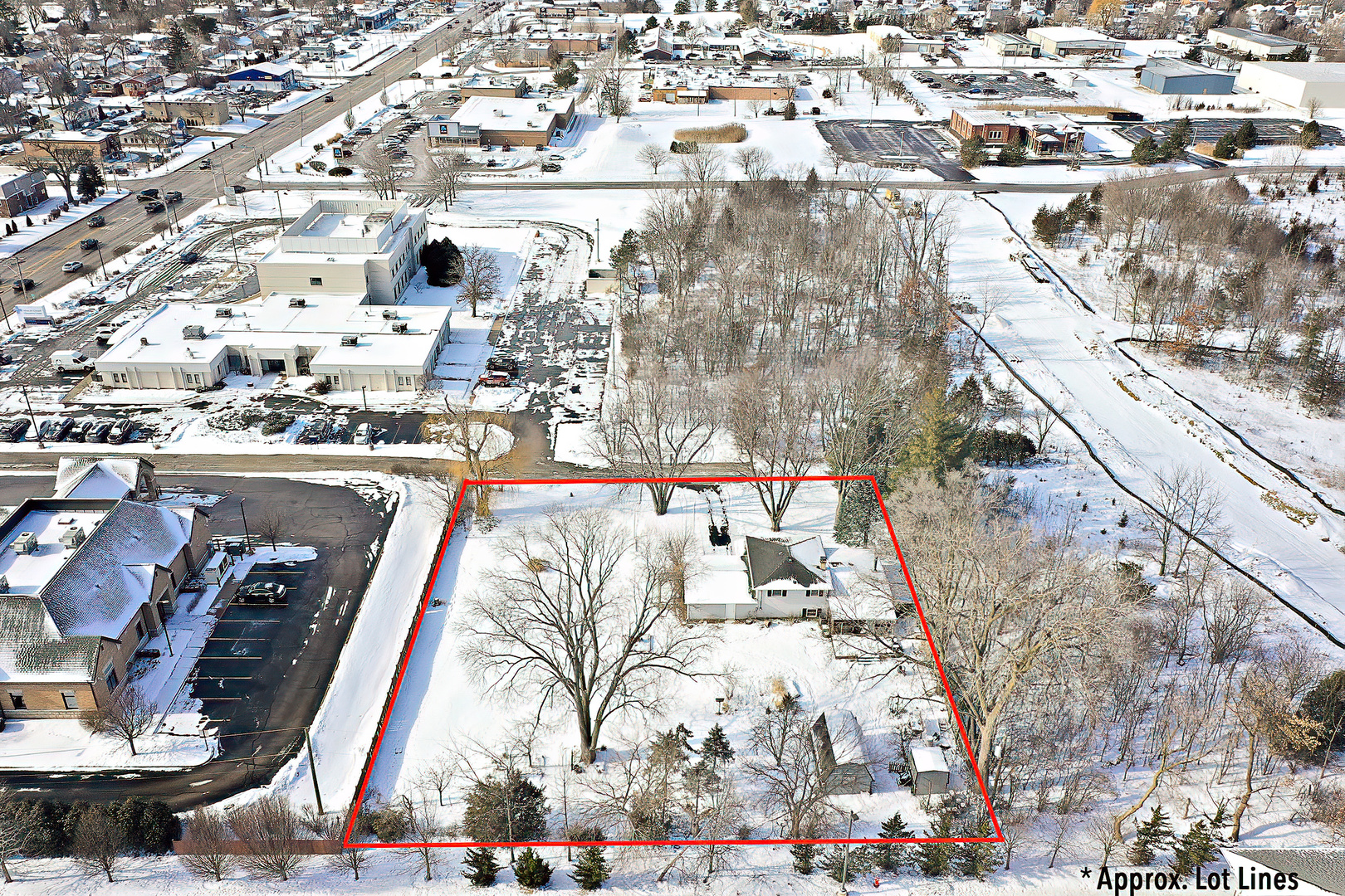 8 E Rollins Road Property Photo 22