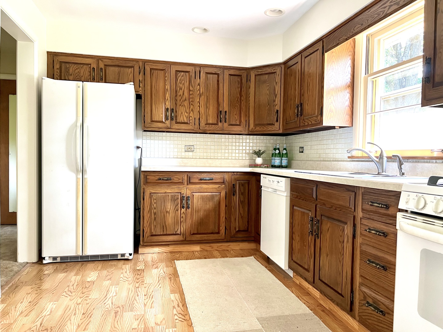 4633 Oakwood Avenue Property Photo 3