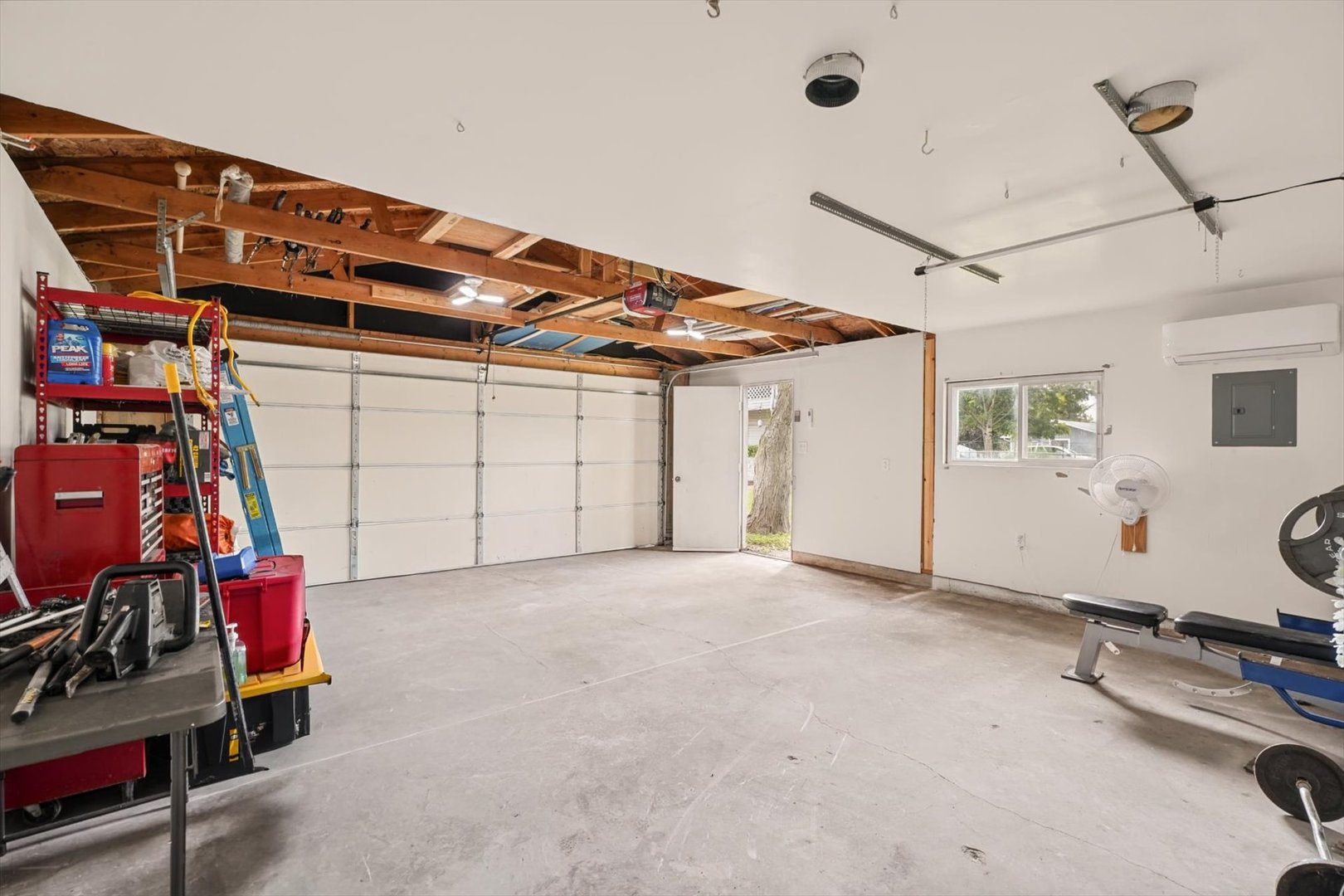 108 S Main Property Photo 16