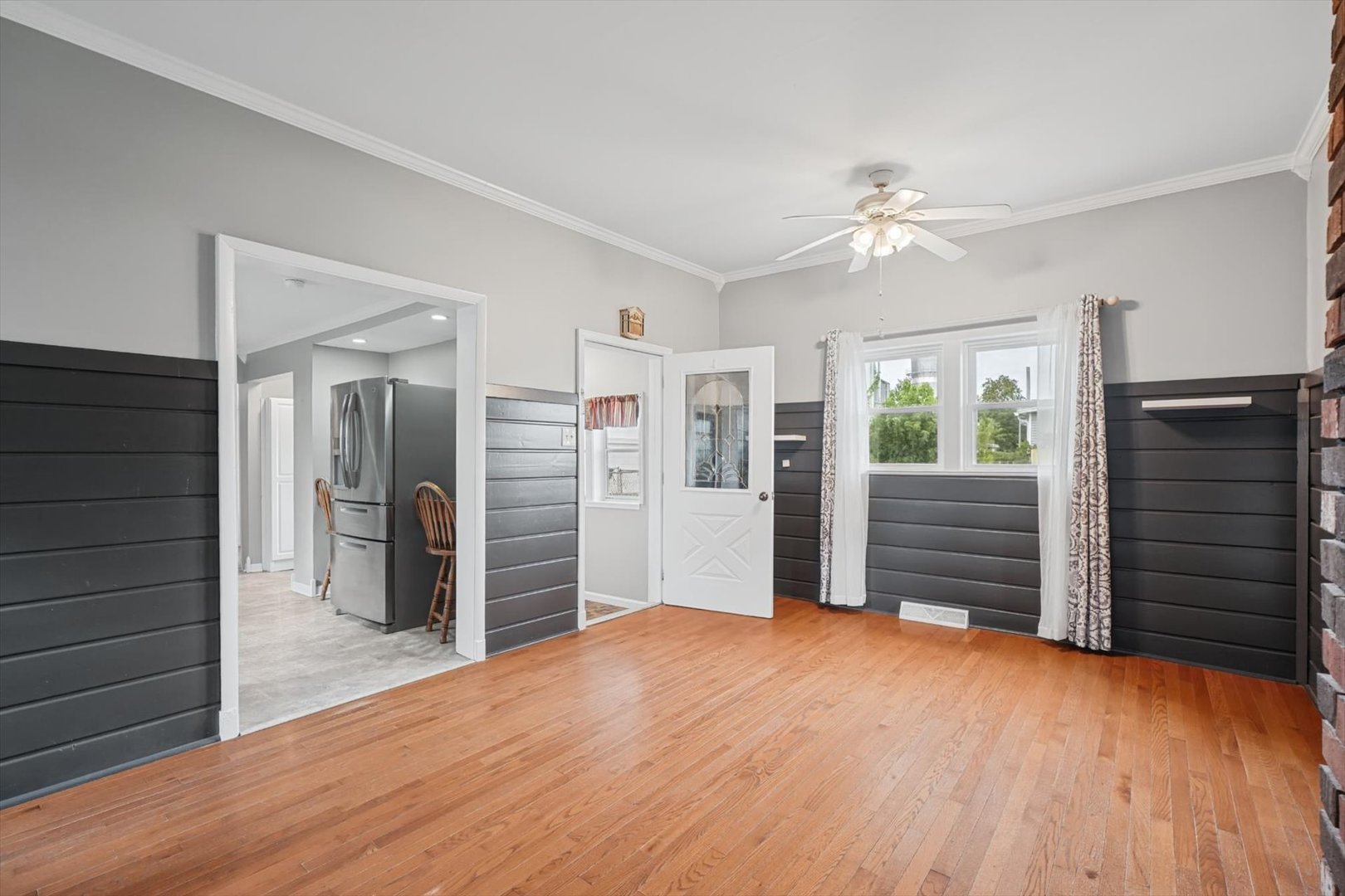 108 S Main Property Photo 24