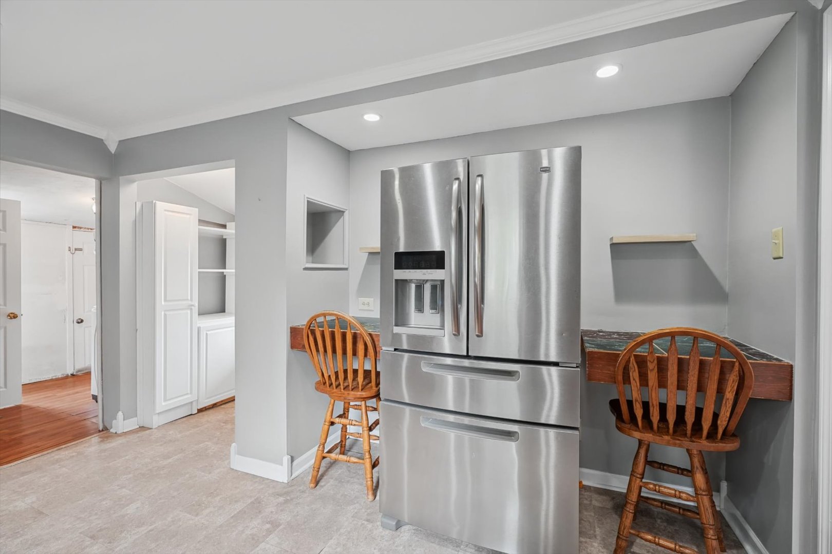 108 S Main Property Photo 28