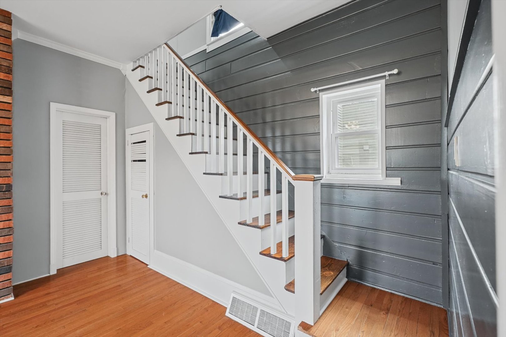 108 S Main Property Photo 30