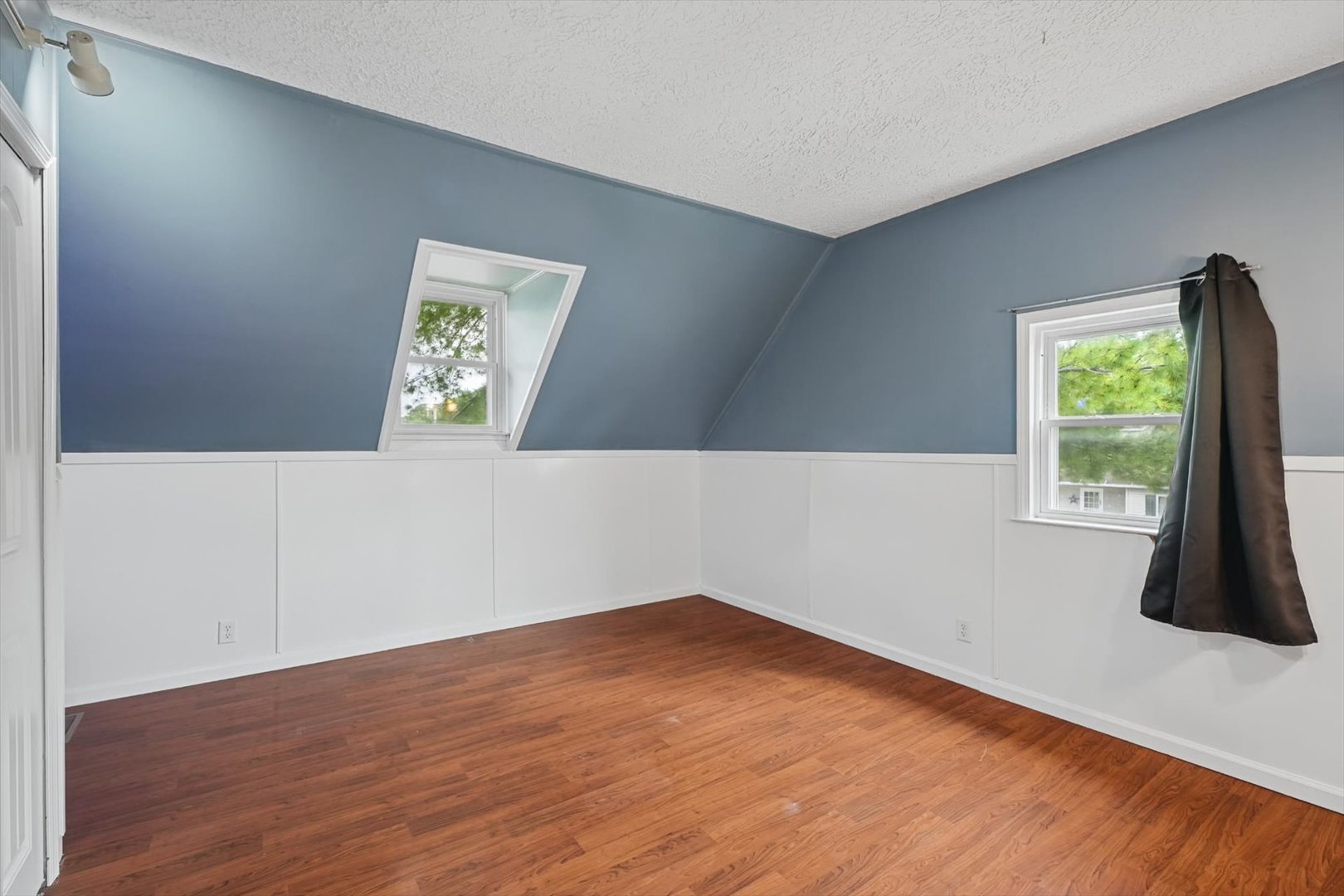 108 S Main Property Photo 32