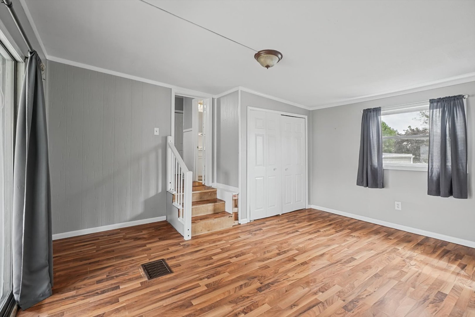 108 S Main Property Photo 38