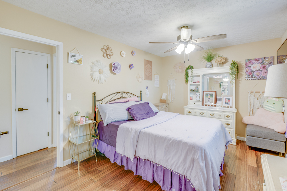 1109 Douglas Street Property Photo 39