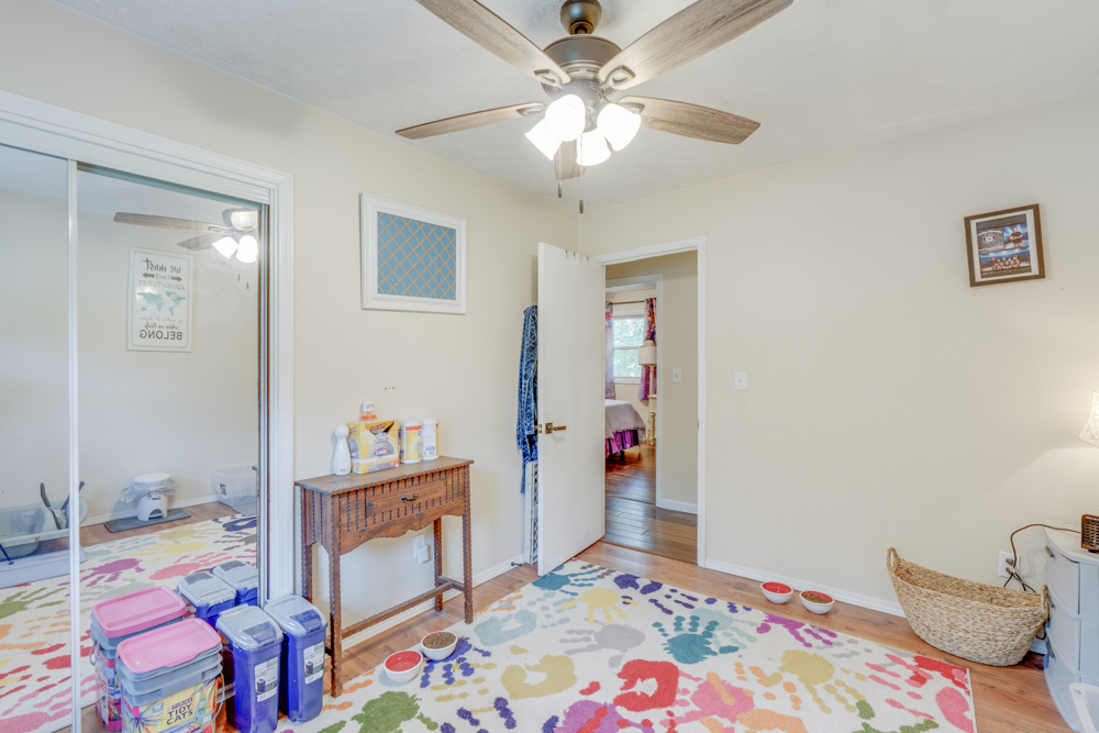 1109 Douglas Street Property Photo 44