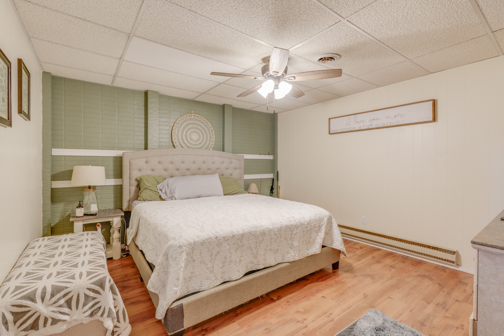 1109 Douglas Street Property Photo 45