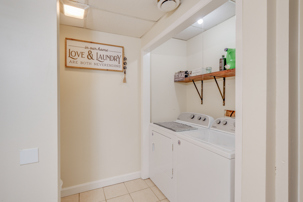 1109 Douglas Street Property Photo 48