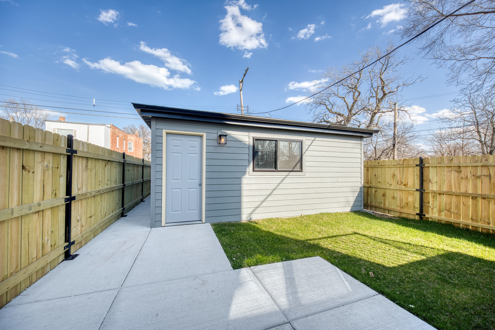 6639 S Langley Avenue 1 Property Photo 15