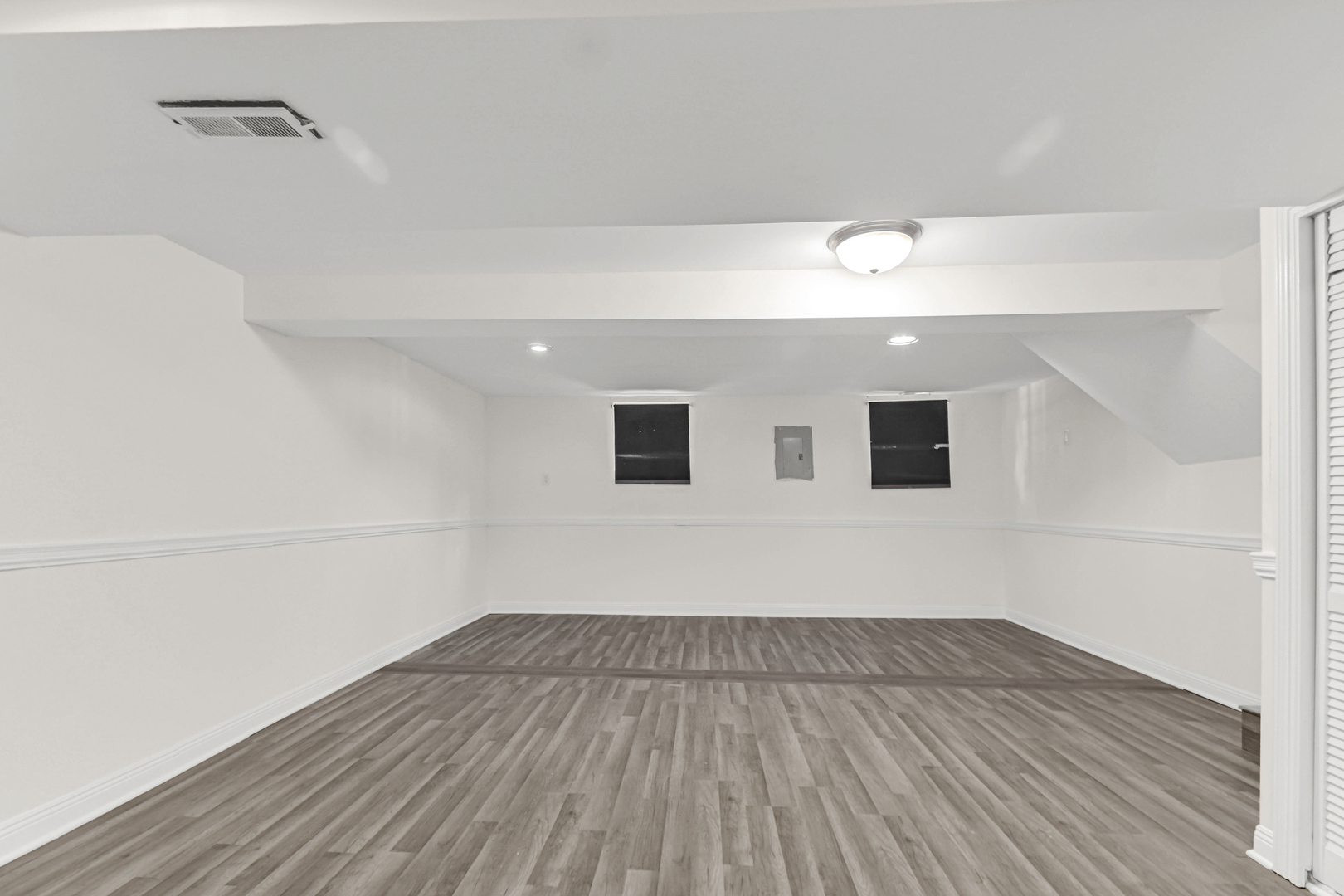 3252 87th Street Property Photo 14