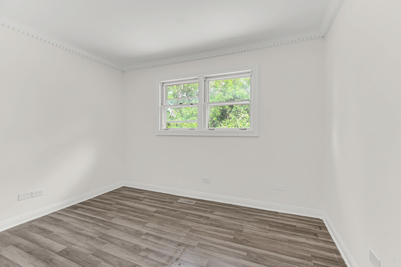 3252 87th Street Property Photo 16