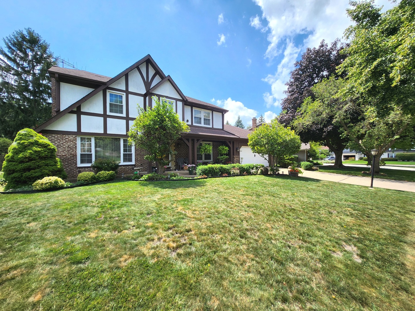709 Garfield Avenue Property Photo 1