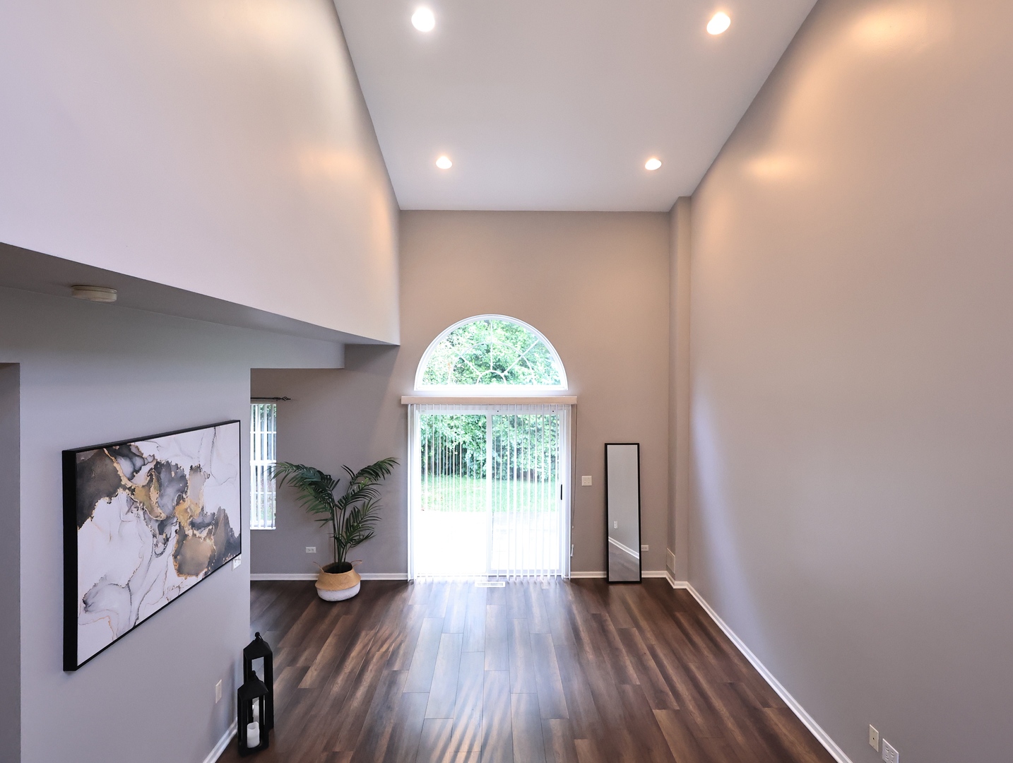 2607 Oak Tree Lane Property Photo 6