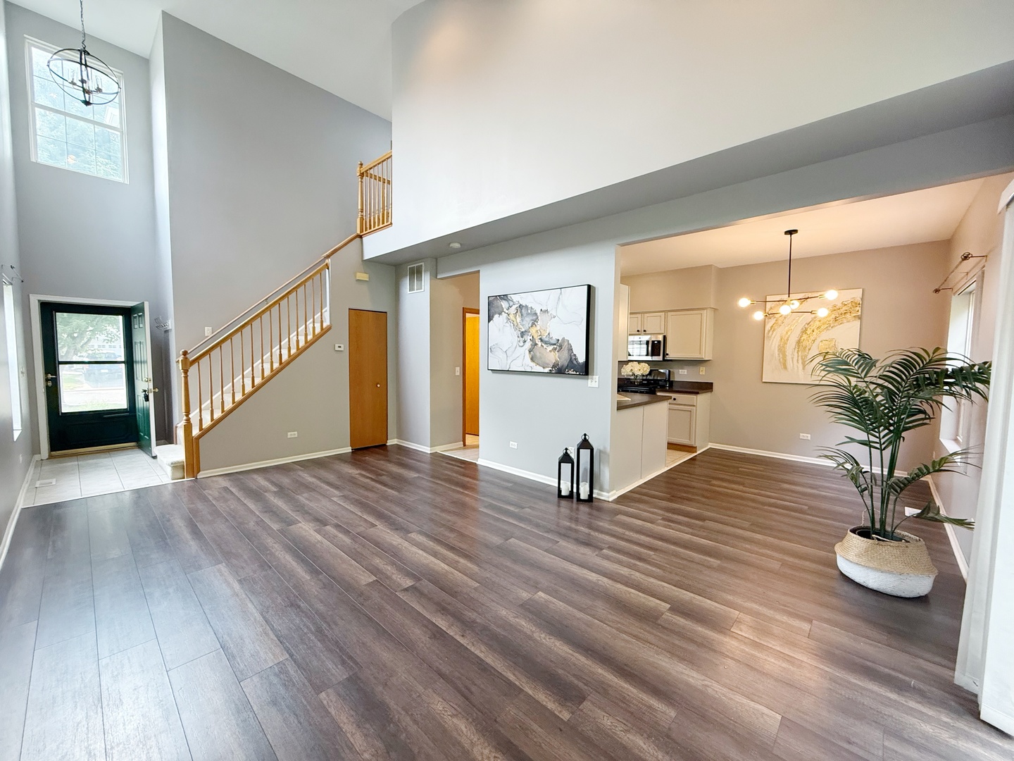 2607 Oak Tree Lane Property Photo 8
