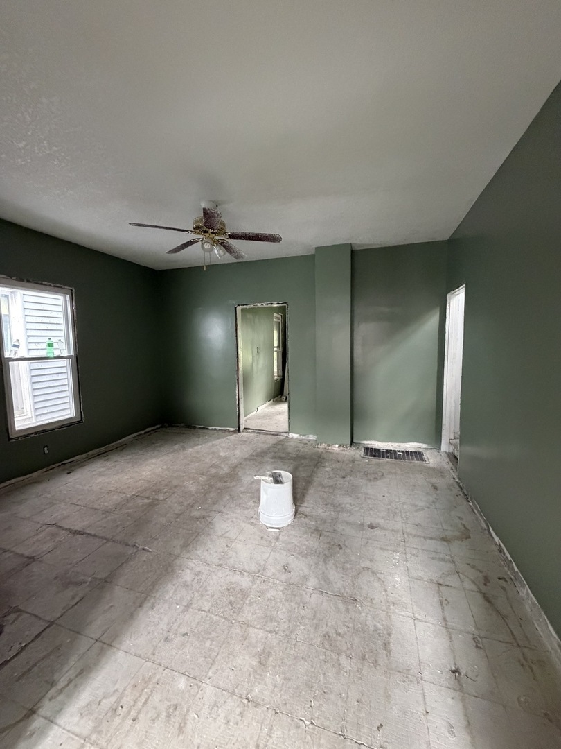 740 Charlotte Street Property Photo 5
