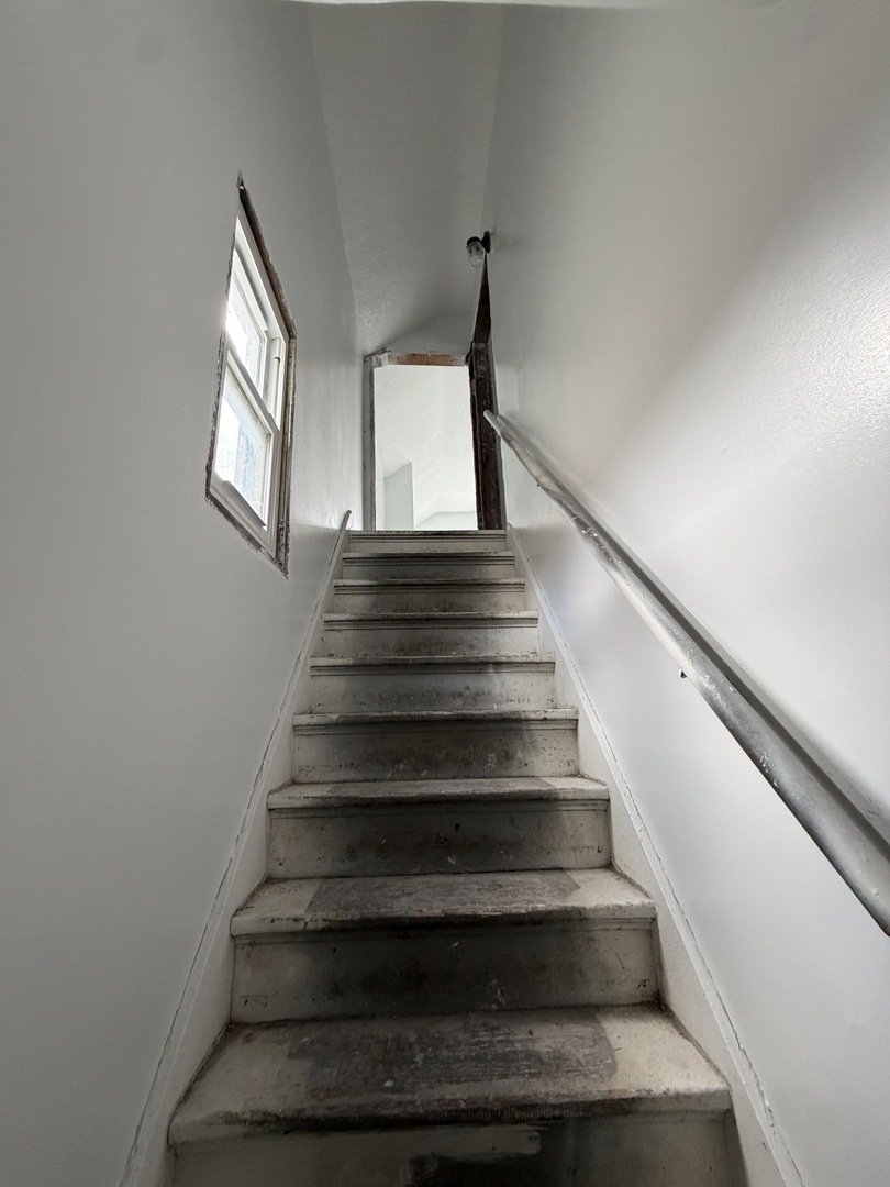 740 Charlotte Street Property Photo 8