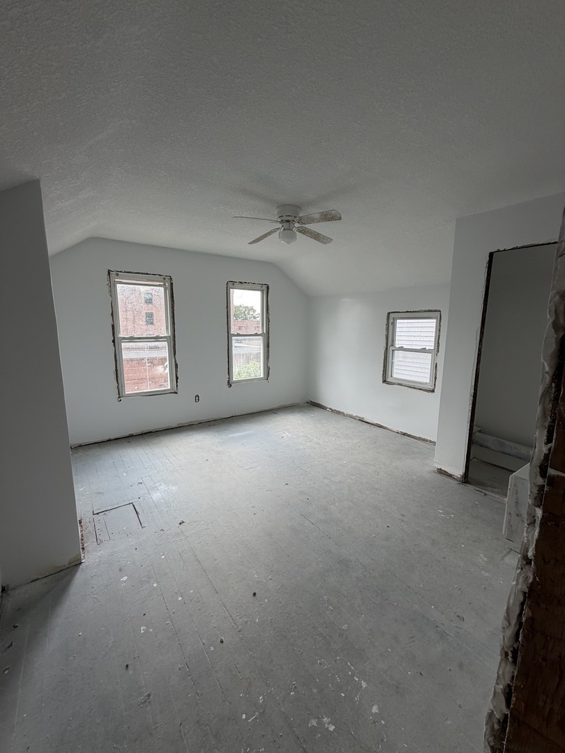 740 Charlotte Street Property Photo 10