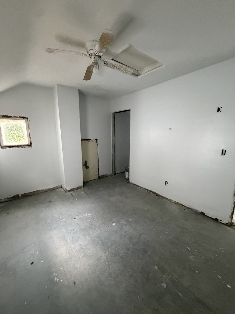 740 Charlotte Street Property Photo 14