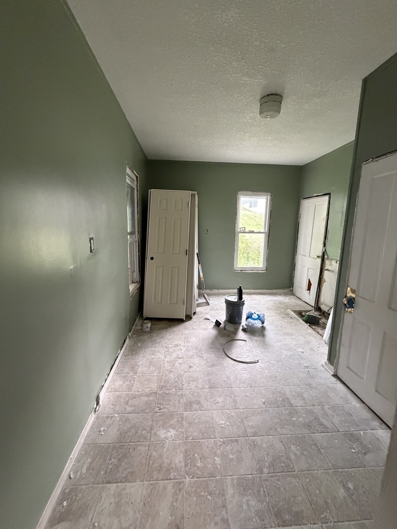 740 Charlotte Street Property Photo 17