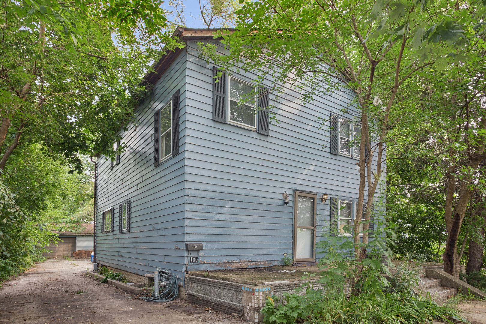 100 W Natoma Avenue Property Photo 1