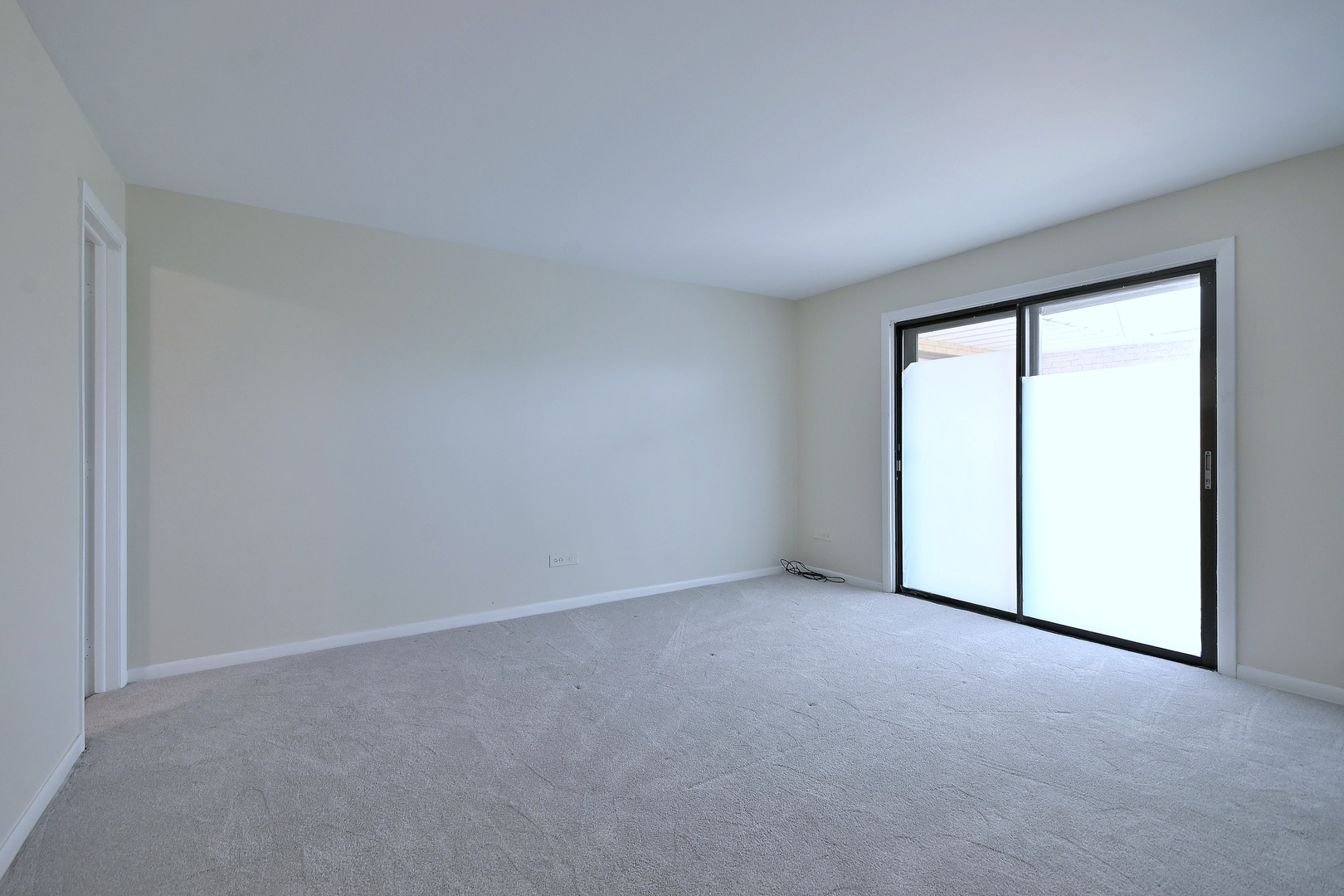 6221 N Niagara Avenue 506 Property Photo 19