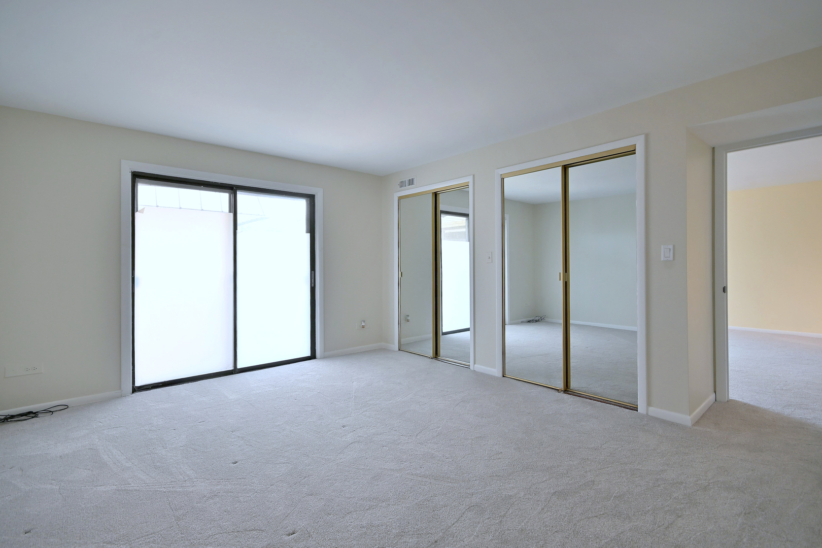 6221 N Niagara Avenue 506 Property Photo 20