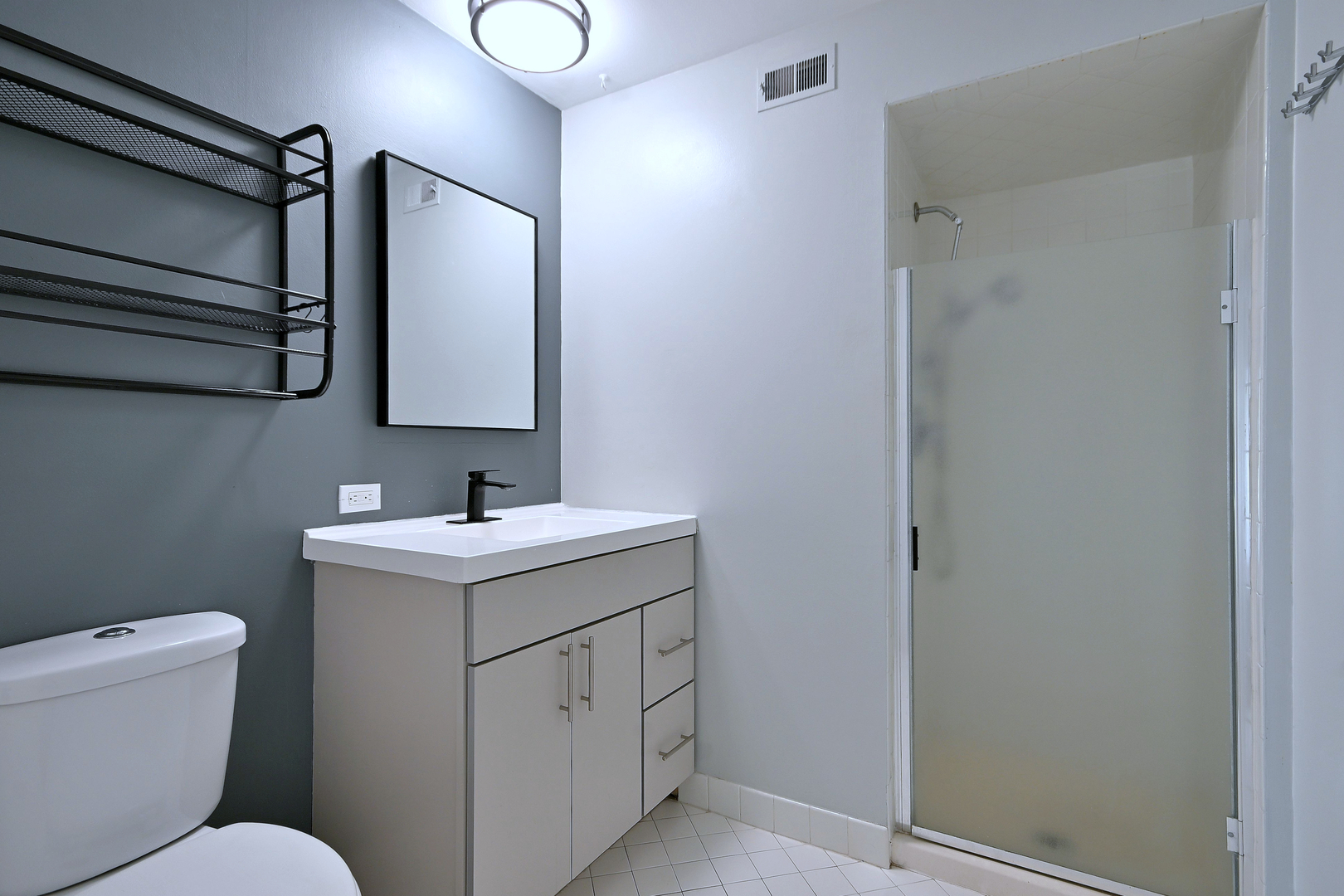 6221 N Niagara Avenue 506 Property Photo 22