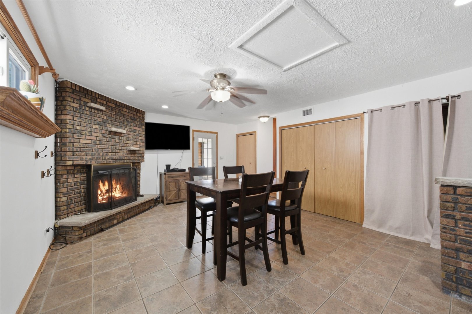 6743 106th Place Property Photo 7