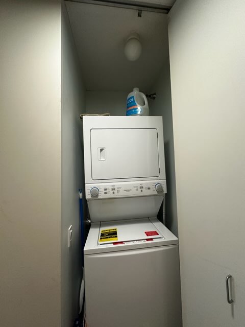 400 N La Salle Drive 2209 Property Photo 14