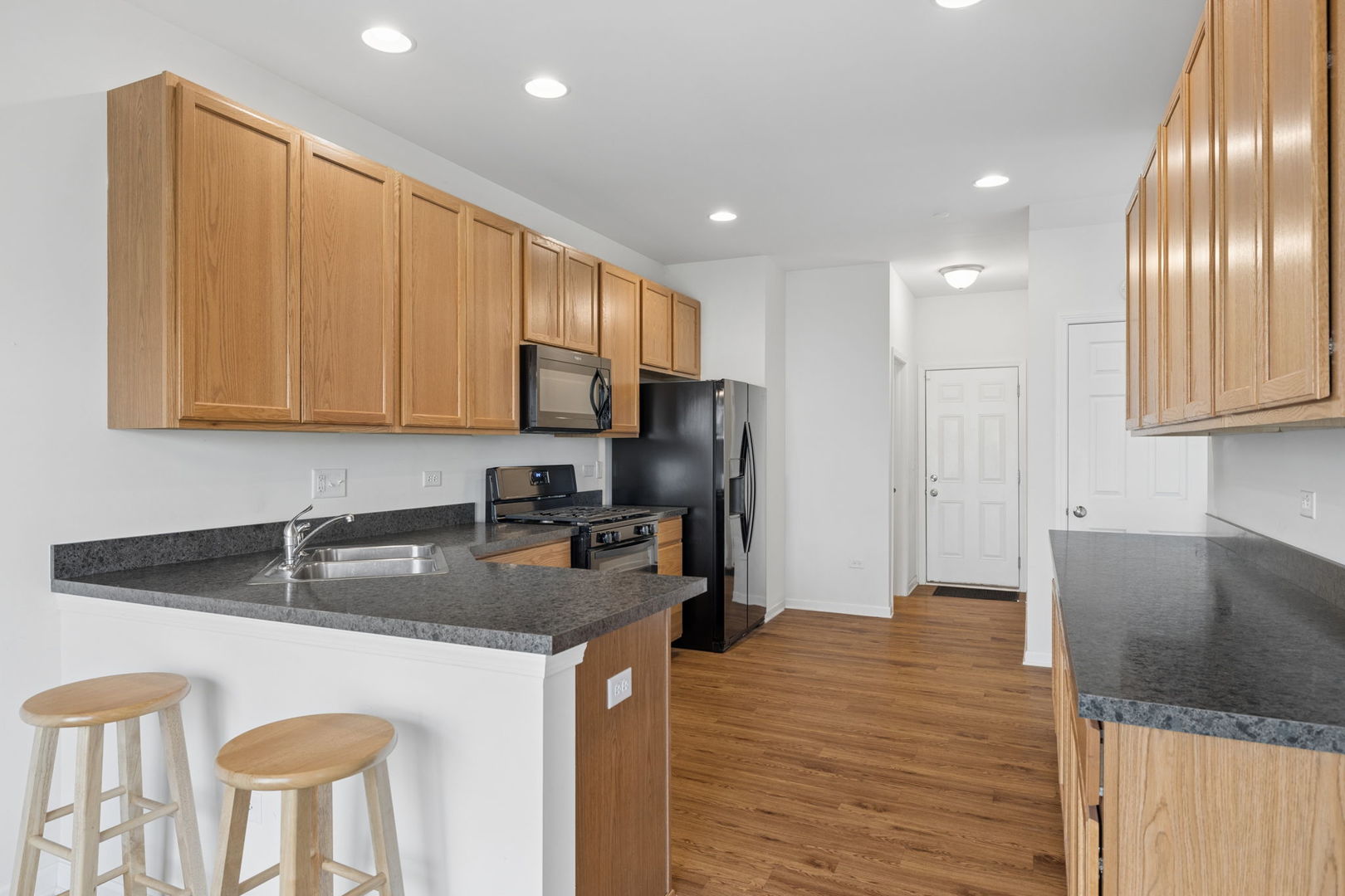 5171 Monroe Street Property Photo 6