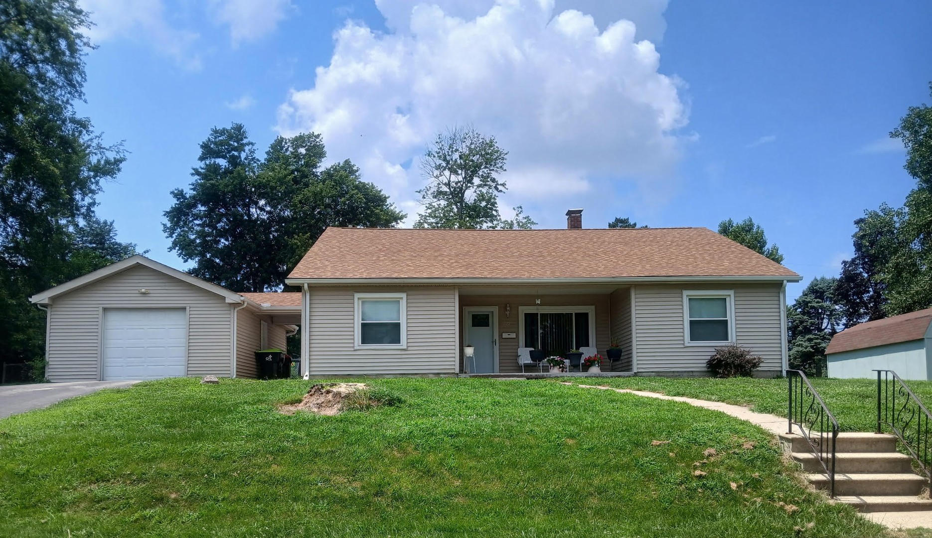 555 N 35th Street Property Photo 1