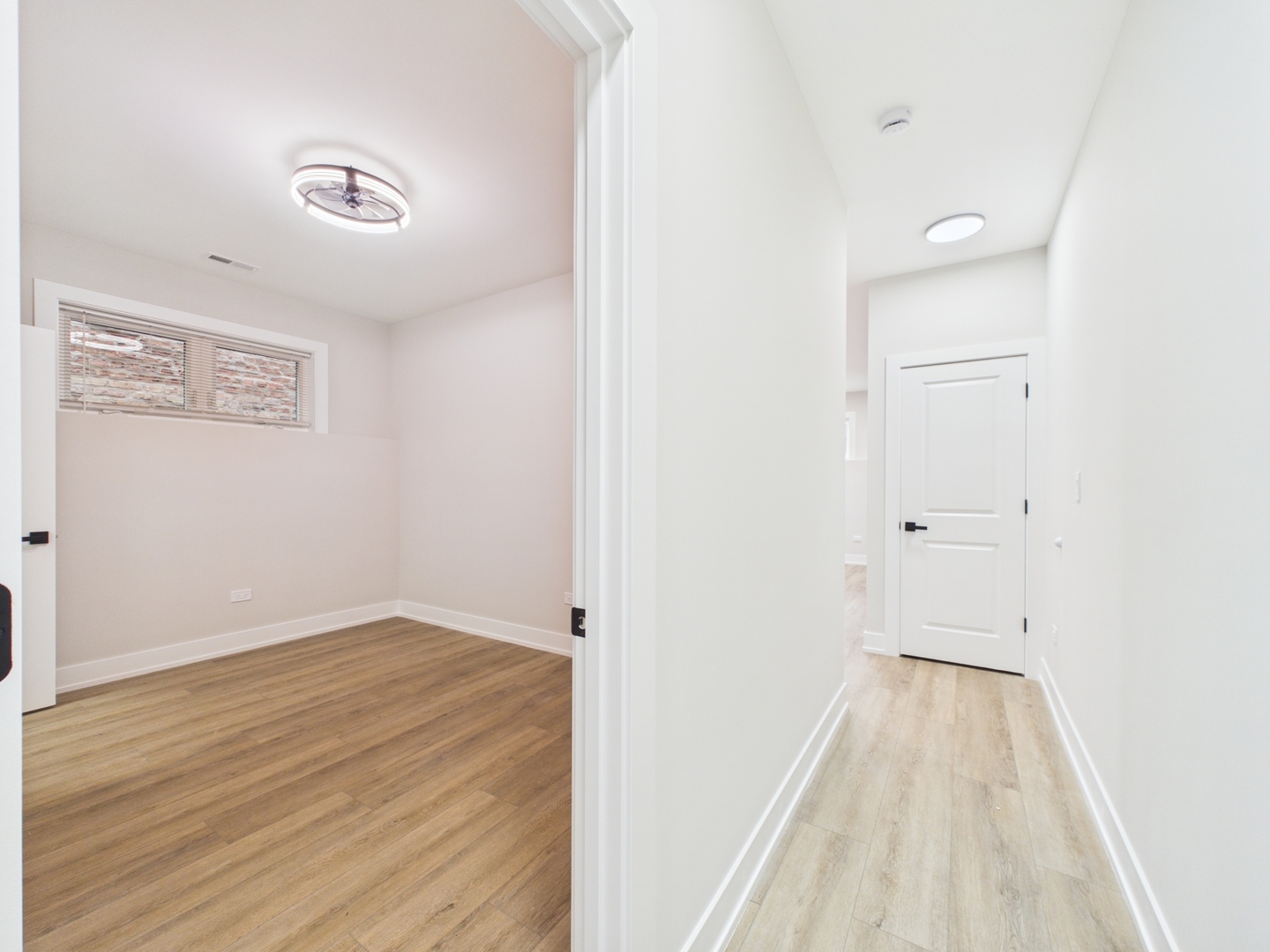 6624 S Champlain Avenue B Property Photo 9