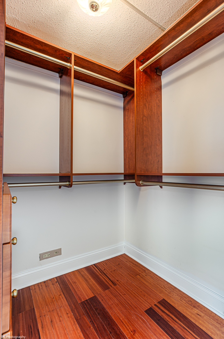 6700 S South Shore Drive 22g Property Photo 12