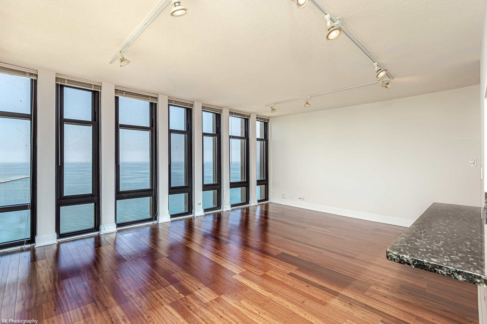 6700 S South Shore Drive 22g Property Photo 15
