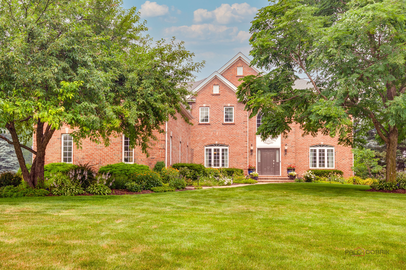 5572 Chancery Road Property Photo 1