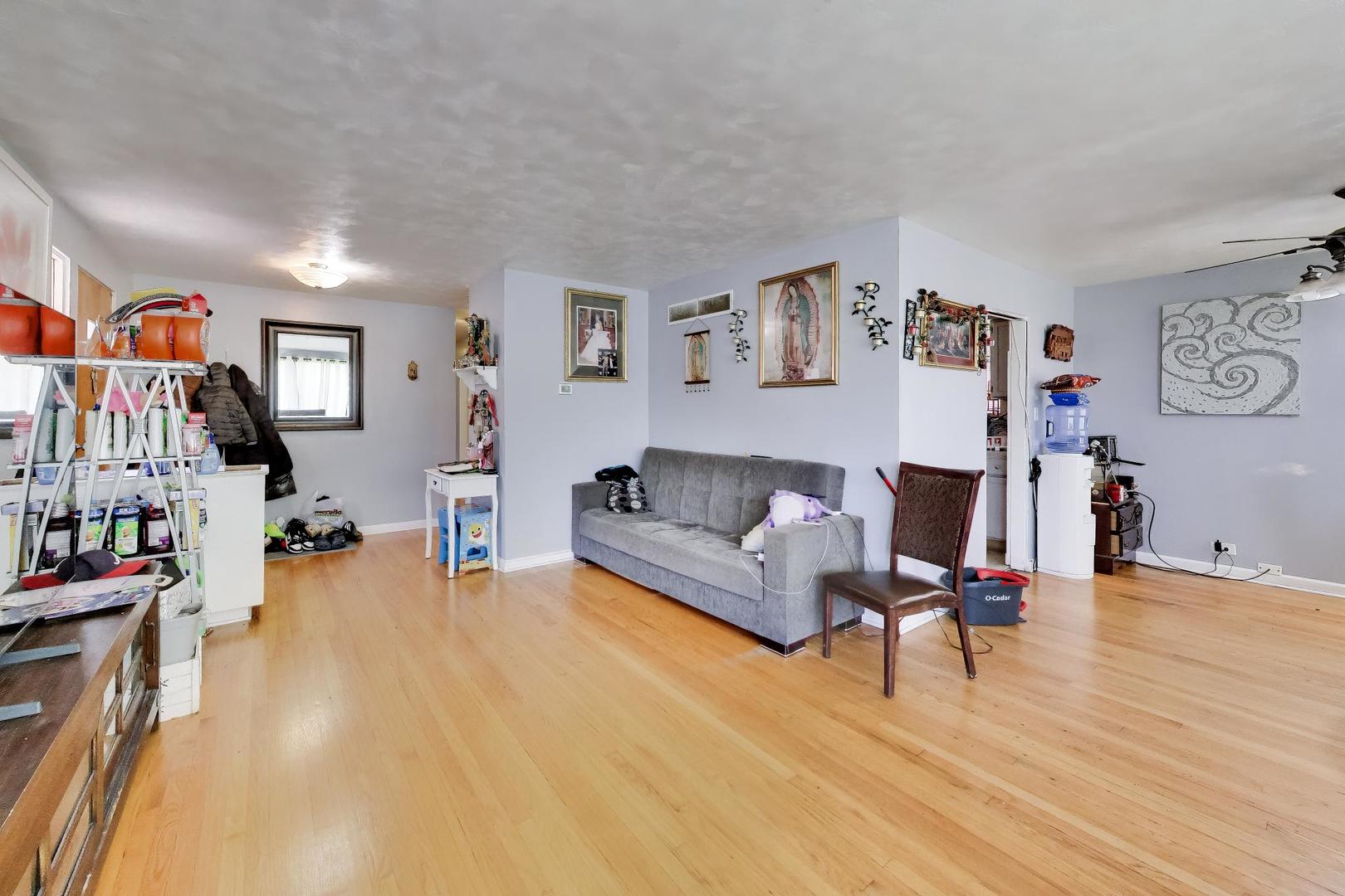 6018 N Campbell Avenue Property Photo 3