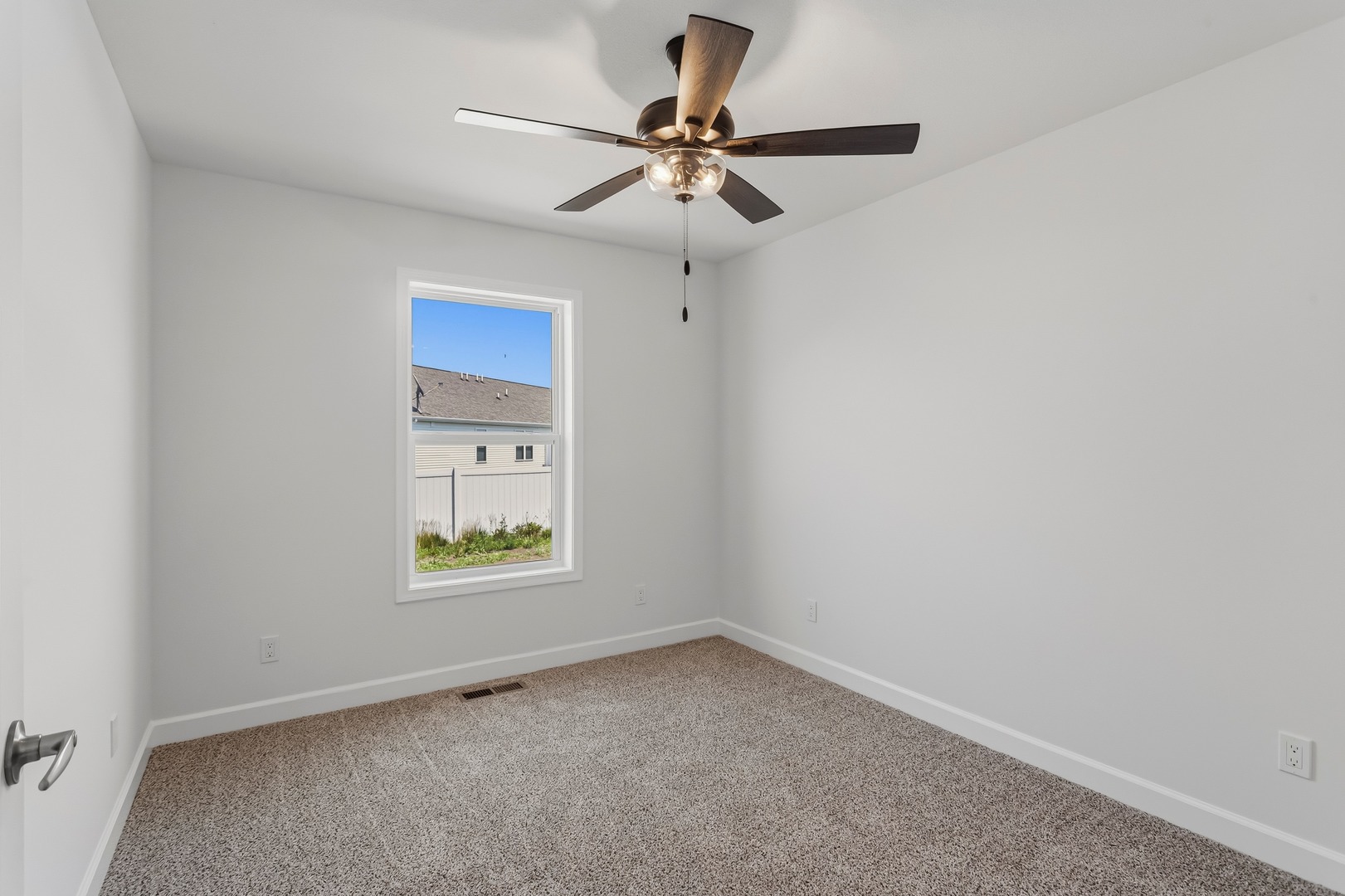606 Patterson Drive 1 Property Photo 18