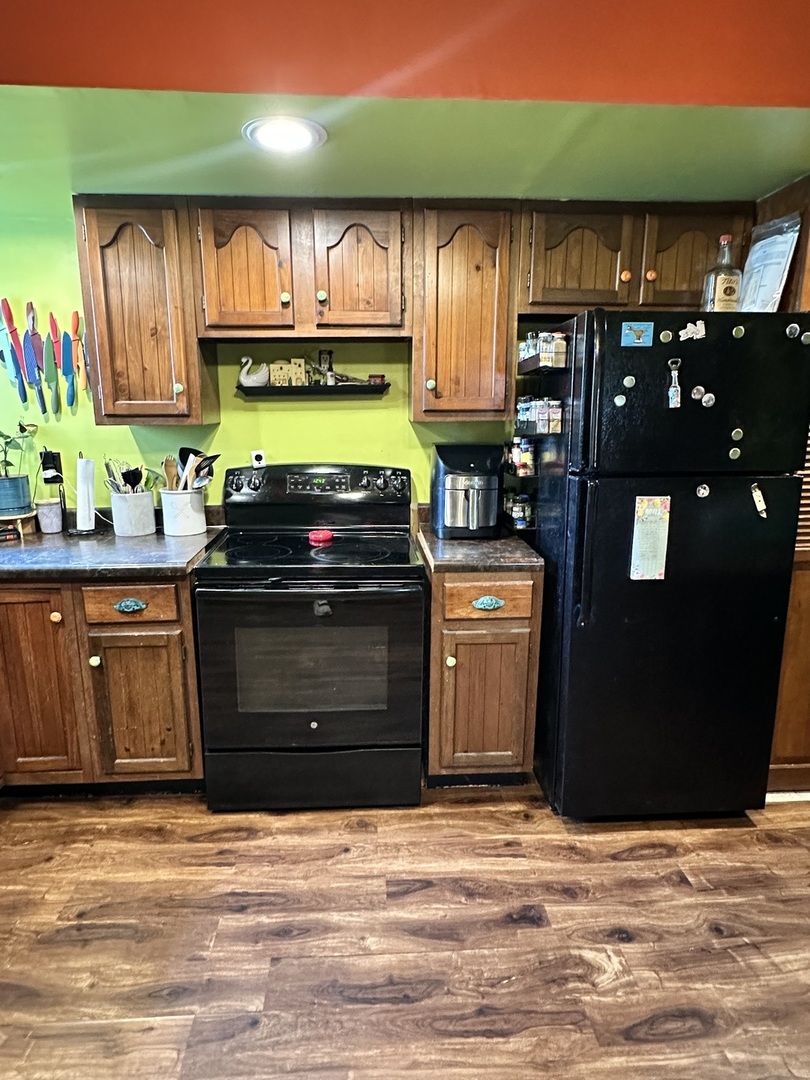 1102 8th Avenue Property Photo 6