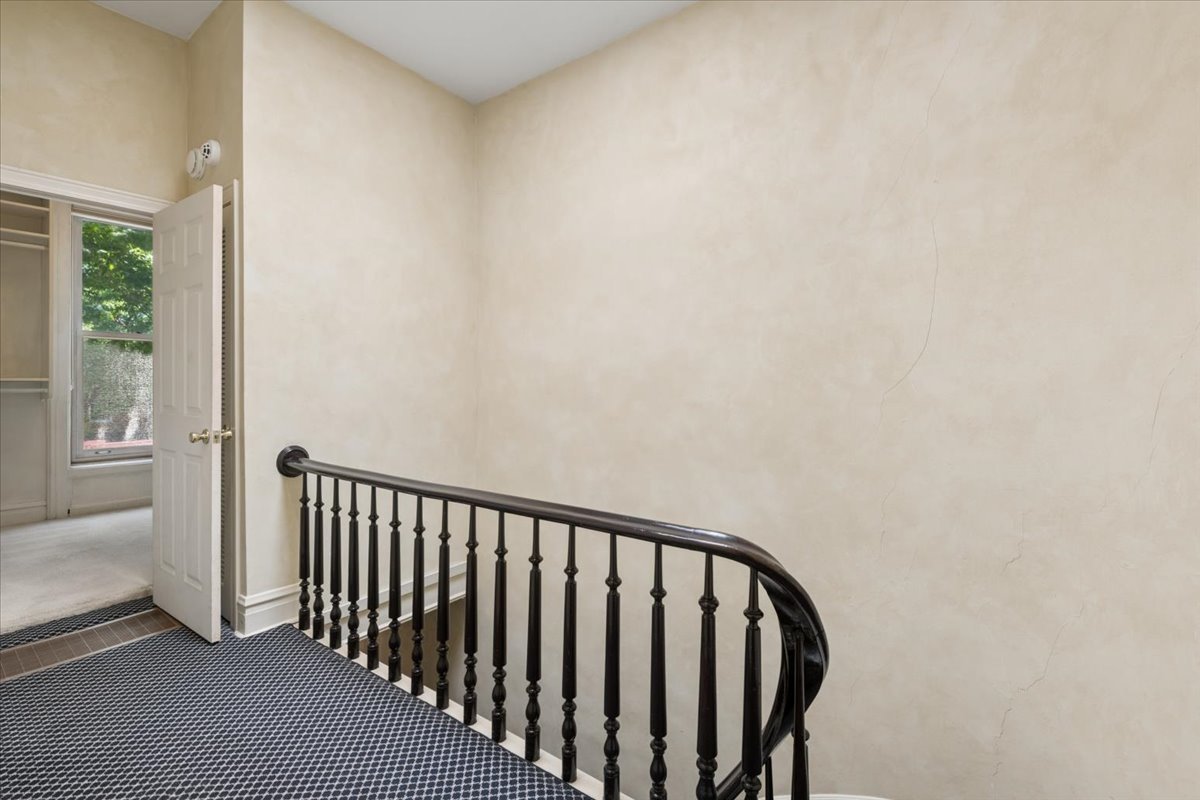 12708094 Property Photo 19