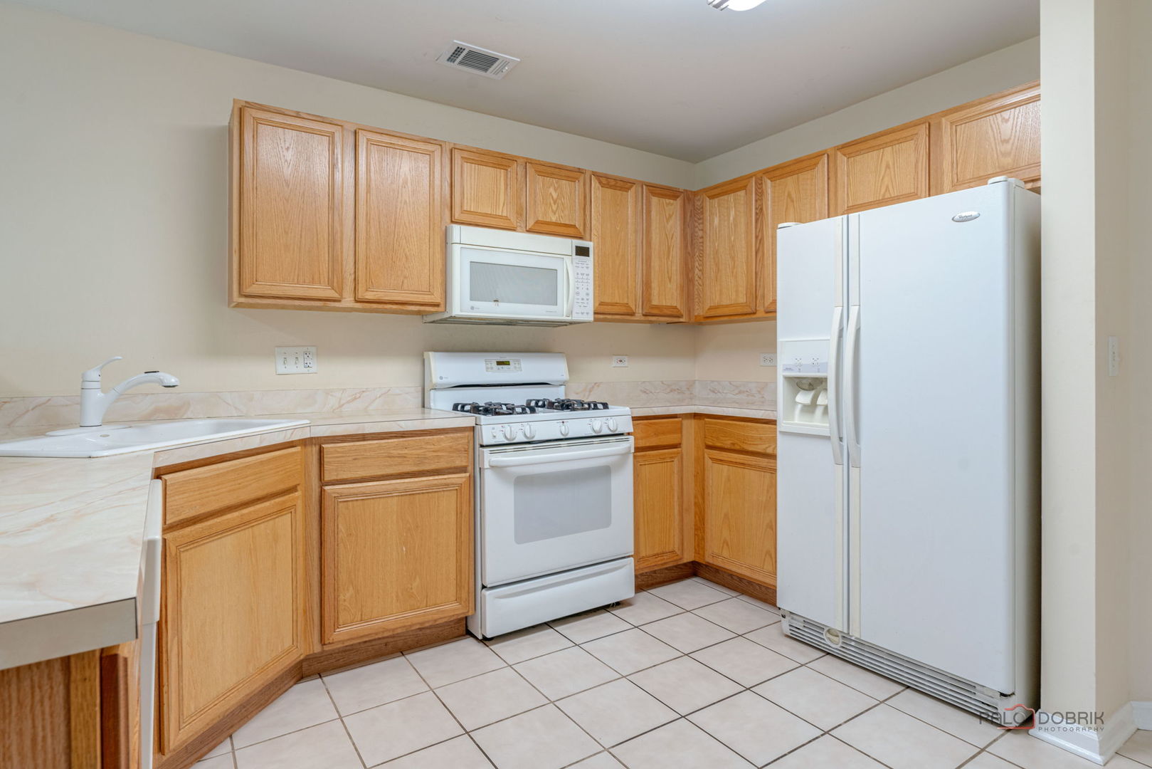 1002 Kensington Drive Property Photo 14